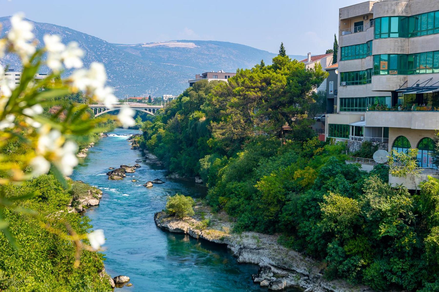 River Harmony Apartment Mostar Exteriör bild